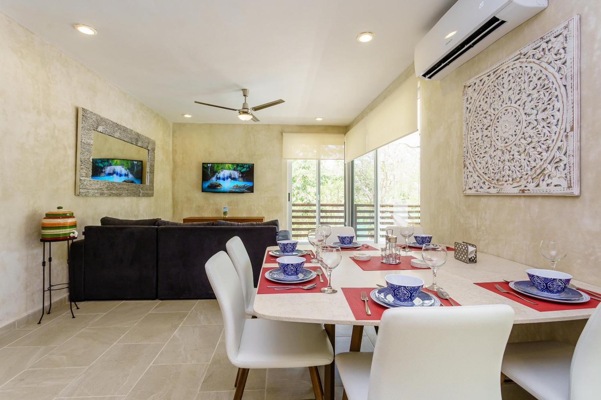 Charming Nature-inspired With Sultry Surroundings By Stella Apartment