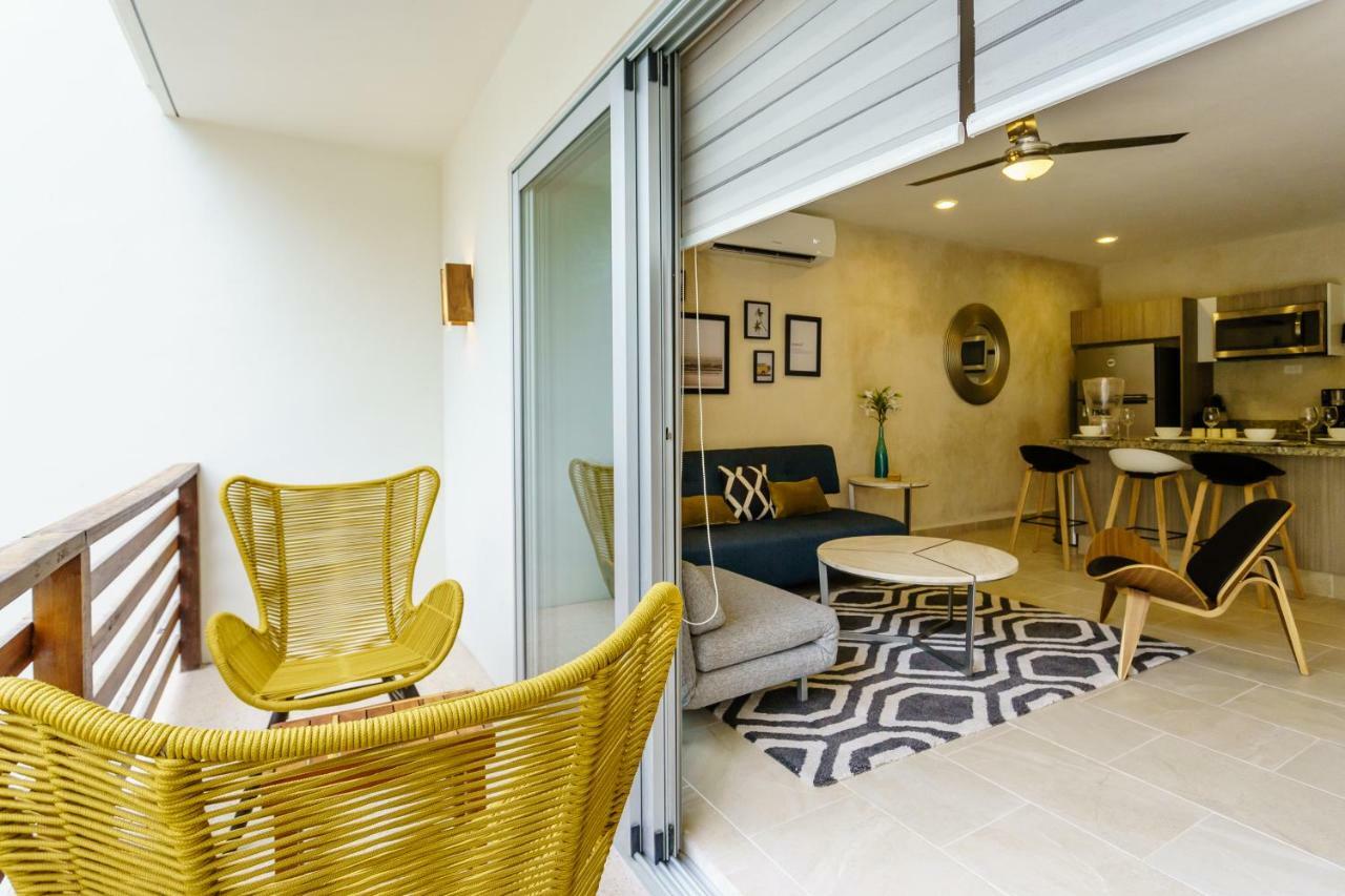 Apartment Charming Nature-inspired With Sultry Surroundings By Stella *